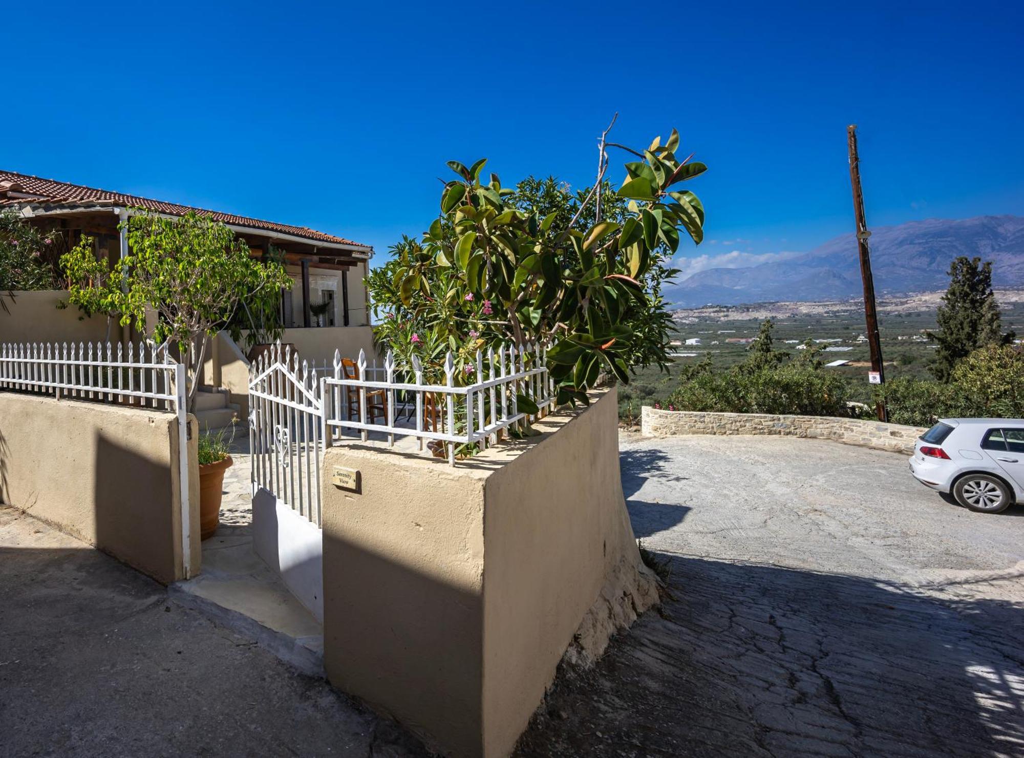 Serenity View - Traditional Village Apartment Kouses Экстерьер фото